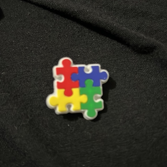 Set of Autism Awareness Croc Charms - Picture 7 of 9